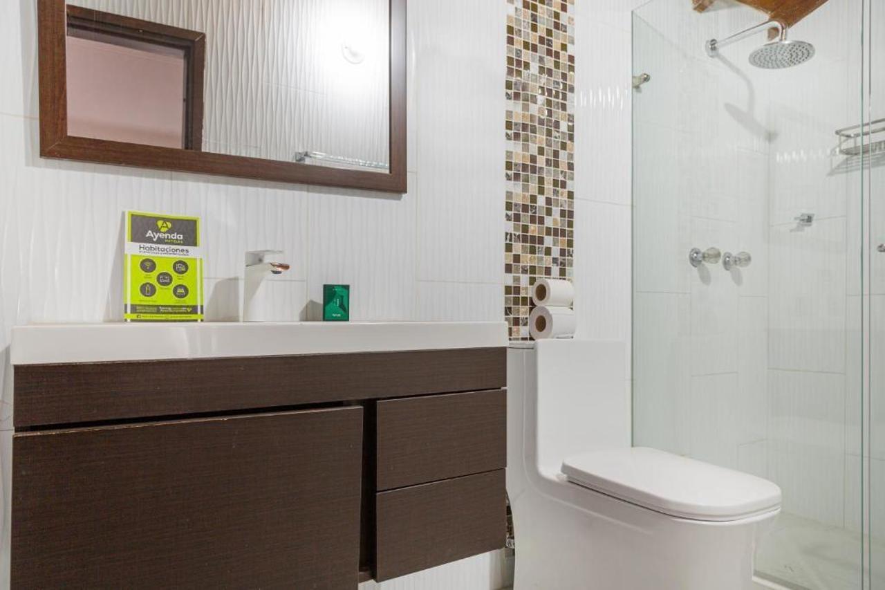 Hotel Boutique Laureles Home - Ayenda 1258 (Adults Only) Medellín Exteriör bild